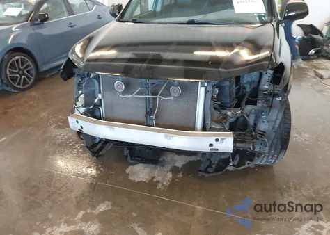 2011 Toyota Highlander Se V6 z USA, uszkodzony, nr VIN 5TDZK3EH7BS028668